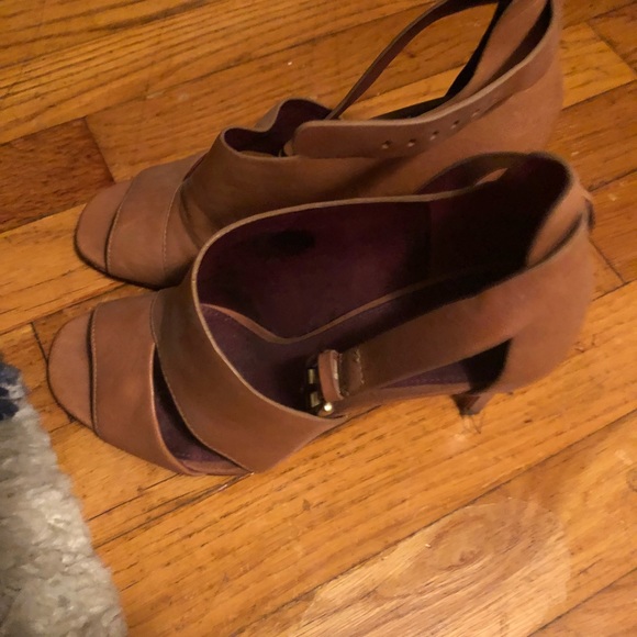 Coach high heeled sandal - Picture 2 of 5
